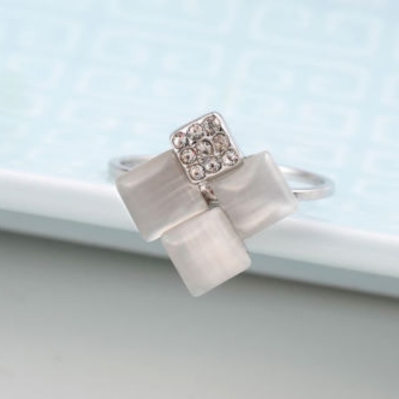 🔘 5 For 25$ Beautiful Art Deco Ring - Picture 3 of 3